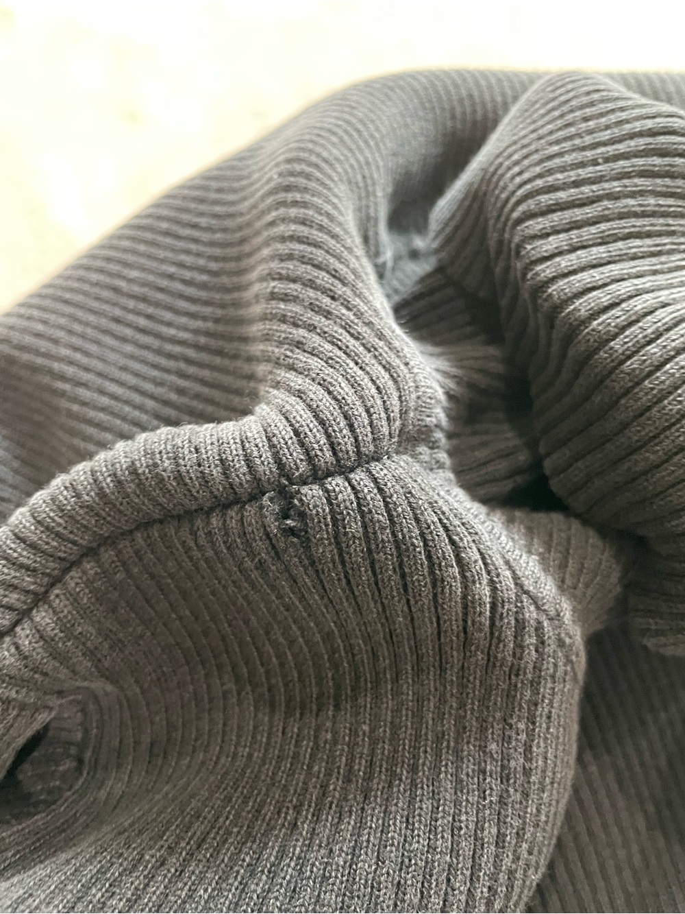 Ralph Lauren Black Ribbed Turtleneck Sweater Women’s - Picture 6 of 6